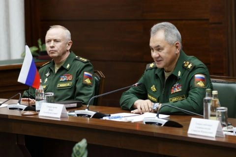 Министр обороны России провел рабочую встречу с губернатором Тверской области
