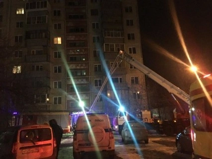 52 жильца эвакуировались при пожаре в 9-этажке Новосибирска