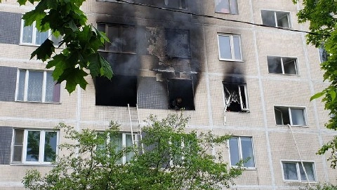 Последствия хлопка газа в жилом доме устраняются в городе Красный Холм