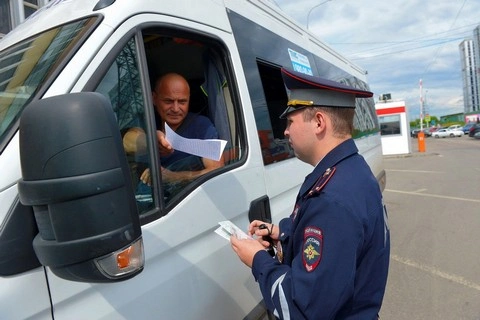 Перевозку более 50 тысяч бутылок сомнительной газировки пресекли правоохранители на Ставрополье