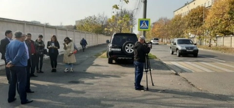 Активисты ОНФ обратились к властям Москвы с просьбой о наведении порядка на дорогах возле детских образовательных учреждений