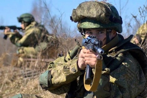 Десантники из Иванова и Костромы провели боевые стрельбы взводов