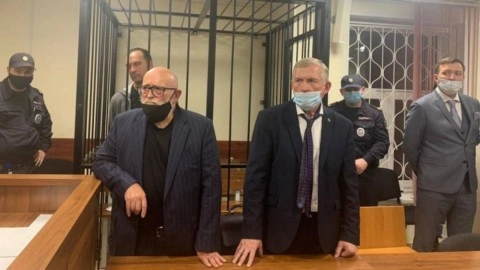 Бывший директор банка «Траст» арестован за обман партнера