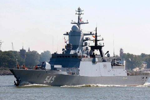 Корвет «Стойкий» Балтийского флота, выполняющий задачи дальнего похода, зашел для пополнения запасов в кипрский порт Лимассол
