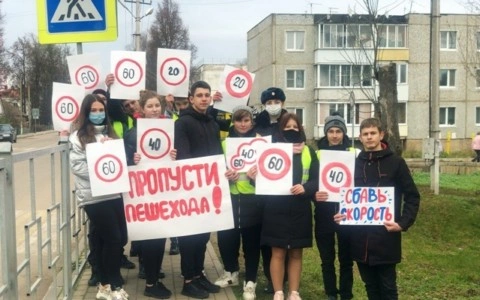 В Смоленской области полицейские провели профилактическую акцию «Соблюдай скоростной режим!»