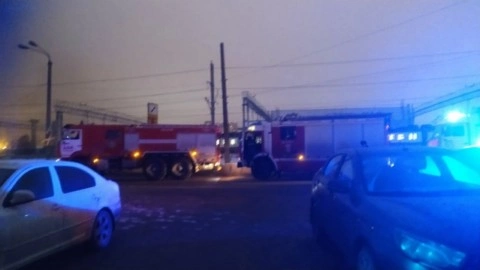 В Одинцово пожар внутри склада локализован на площади 1200 кв. метров