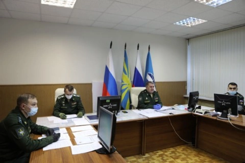 В 15-й армии ВКС особого назначения провели видеомост с руководящим составом воинских частей, находящихся за пределами Российской Федерации