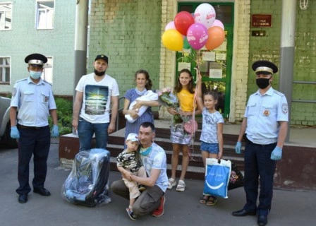 В Марий Эл экипаж ДПС вовремя пришёл на помощь роженице