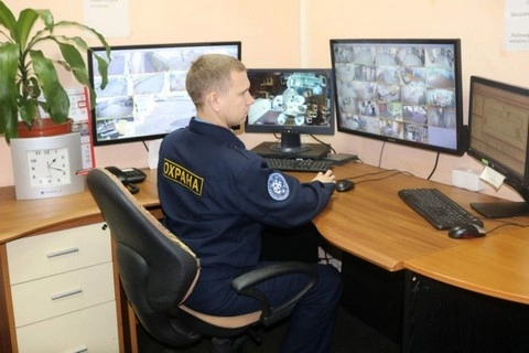 Тюменская IT-компания разработала систему распознавания оружия для охраны школ