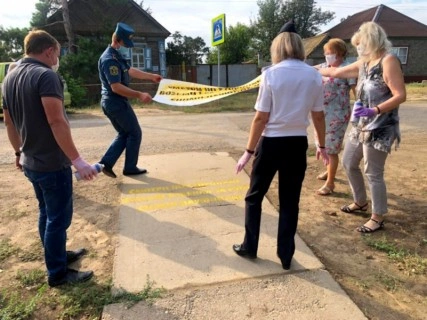 В Астраханской области продолжается социальная кампания «ПДД на асфальте»
