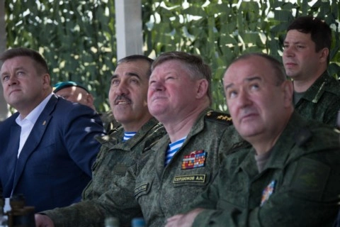 Экипажи военно-транспортной авиации обеспечили массовое десантирование подразделений и техники ВДВ под Рязанью