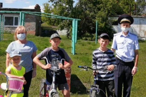 В Новосибирской области автоинспекторы провели профилактическое мероприятия «Лето - без ДТП!»