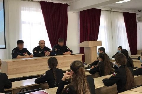 Студенты Кабардино-Балкарии прошли профилактические тренинги по безопасности на дорогах