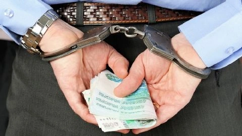 Ростовские лжебанкиры незаконно заработали 22 млн рублей