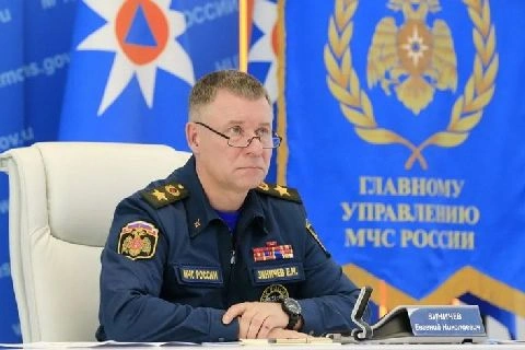 Глава МЧС России Евгений Зиничев призвал усилить работу с населением по неукоснительному соблюдению требований противопожарного режима