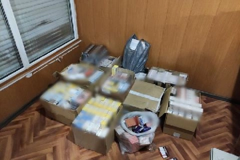 Подмосковные полицейские изъяли из незаконного оборота более 200 таблеток ЛСД