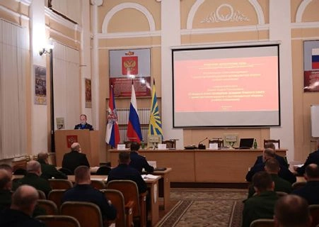 В ВДВ под руководством Андрея Сердюкова состоялось заседание Военного совета