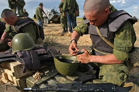 Перед началом летнего преиода в Улан-Удэнском десантно-штурмовом соединении прошло комплексное занятие по требованиям безопасности