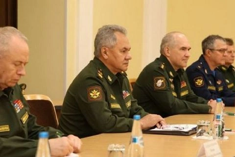 В Москве состоялась рабочая встреча Министра обороны России с главой военного ведомства Армении