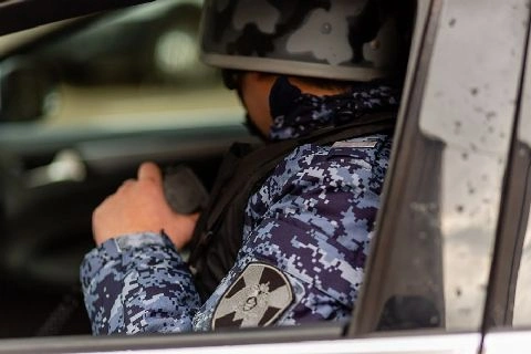 Оперативники Новой Москвы задержали мужчину за кражу двух коробок с сигаретами из магазина