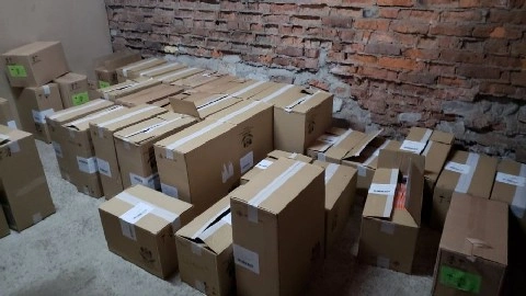 Партию нелегальной табачной продукции стоимостью более 7 млн рублей изъяли полицейские в Севастополе