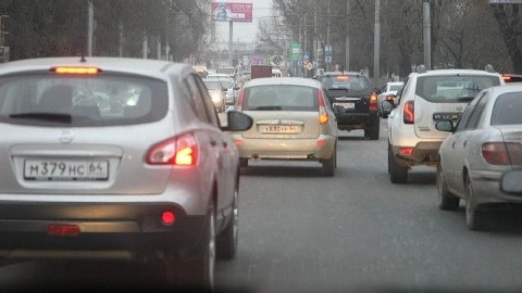 Водителей в России ждет три важных изменения с этого месяца
