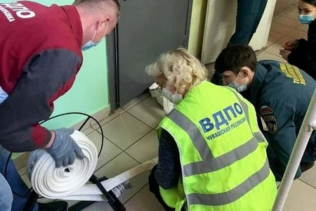 Курсантам в Пскове напомнили, как себя вести во время эвакуации в случае пожара