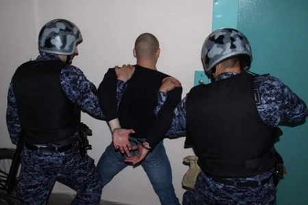 Полицейские УМВД России по Дмитровскому г.о. задержали местного жителя, подозреваемого в совершении серии поджогов гаражей