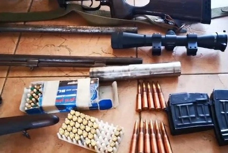 В Московской области полицейские задержали мужчину, подозреваемого в хранении оружия и патронов