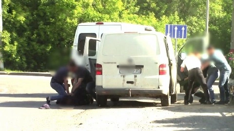 В Краснодарском крае перед судом предстанут трое обвиняемых в серии квартирных краж и хищении оружия