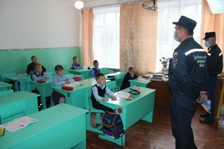 Месяц, посвященный пожарной безопасности, продолжается