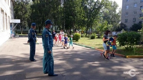 В детском саду № 11 города Никольское Тосненского района была проведена учебная эвакуация