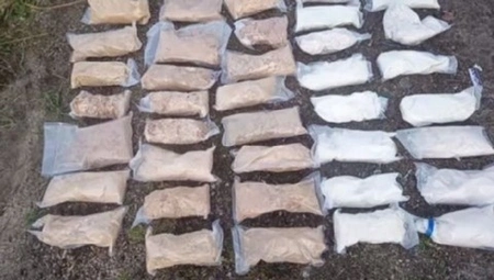 В Краснодарском крае полицейские пресекли сбыт крупной партии наркотиков