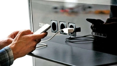 Почему гаджеты в момент зарядки лучше не использовать