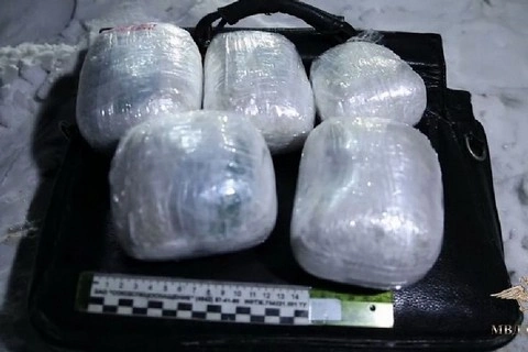 Транспортными полицейскими в Сочи задержана пассажирка поезда с синтетическими наркотиками в крупном размере