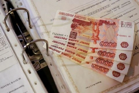 Принят закон, повышающий штрафы за угрозы при взыскании долгов