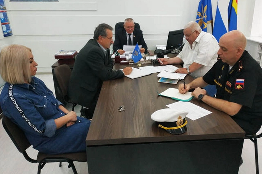 Актуальные вопросы подготовки военно-обученных специалистов в 2019-2020 учебном году обсуждены недавно на совещании в региональном отделении ДОСААФ Калининградской области