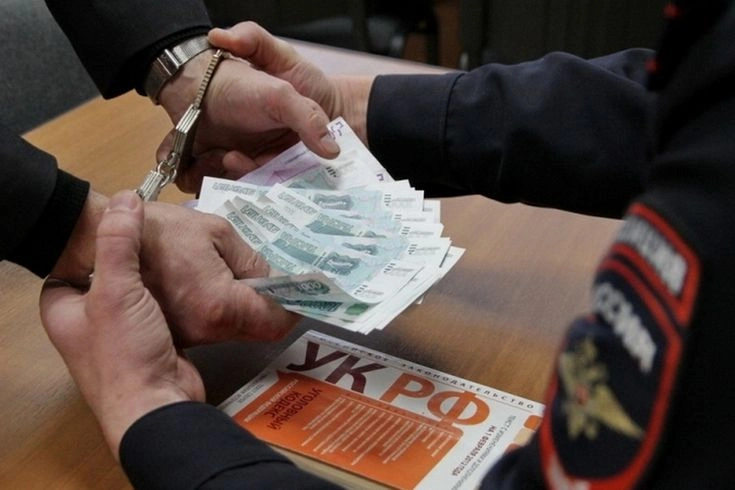 Адвокат из Татарстана обвиняется в даче взятки