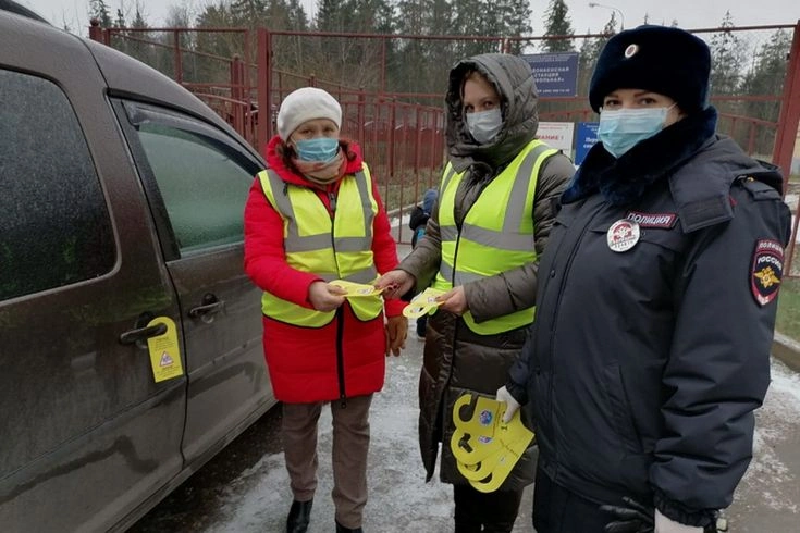 Сотрудники Госавтоинспекции провели акцию «Безопасный двор» в Подмосковье