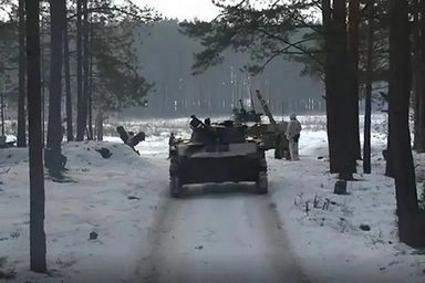 В Ивановском гвардейском соединении ВДВ провели тренировку с выходом техники и личного состава в районы сосредоточения