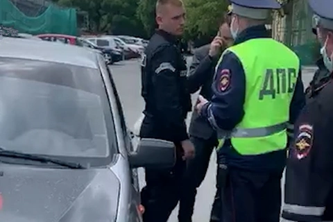 Сотрудники ЧОПа в Челябинске, в центре, парализовали деятельность работников мэрии