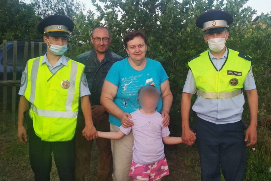 В Кирове сотрудники ГИБДД нашли пропавшего ребенка