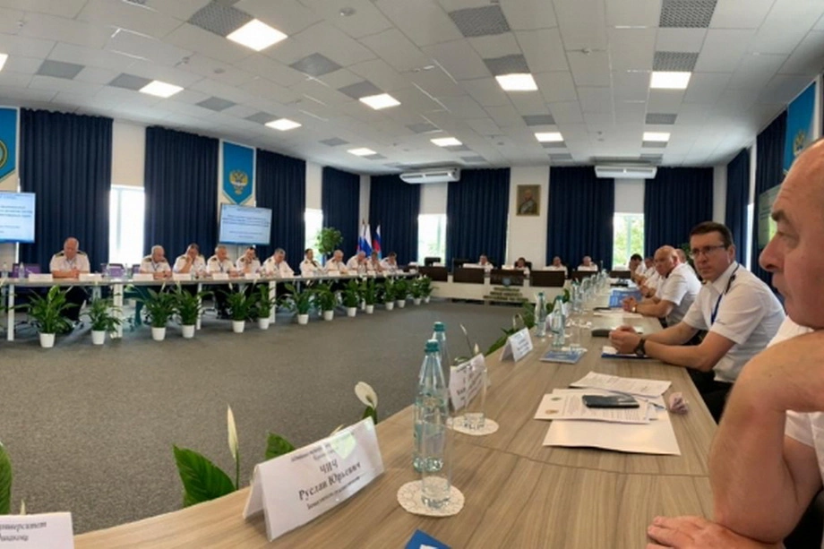 Капитаны портов и главы морских администраций России обсудили на семинаре в Ушаковке вопросы контроля за маломерным судоходством
