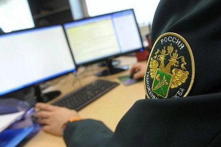 Таможенниками была прекращена утечка информации из баз ФТС