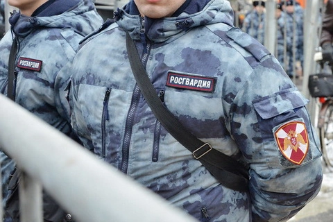 В Астраханской области сотрудник Росгвардии оказал доврачебную помощь мужчине, который получил ножевое ранение