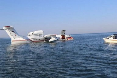 В Геленджике продолжается сбор по подготовке летного состава авиации МЧС России