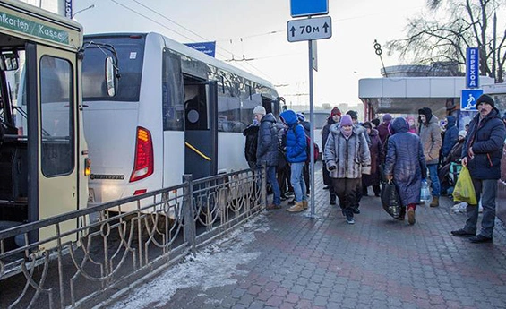 С марта оплачивать проезд будут при входе