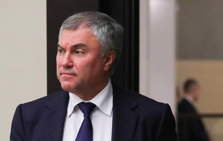 Володин призвал лишить депутата Катасонова пропуска в ГД