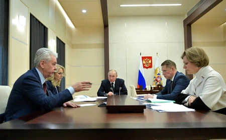 Совещание о мерах по борьбе с распространением коронавируса в России