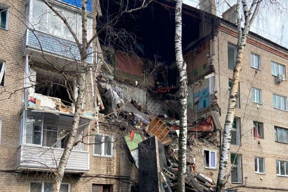 Орехово-Зуево в подъезде жилого дома произошел взрыв газа
